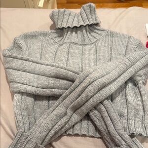 Hera Collection Gray Chunky Knit Turtleneck Sweater